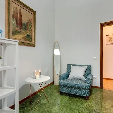 Apartment Leopoldo By Mamo Florence